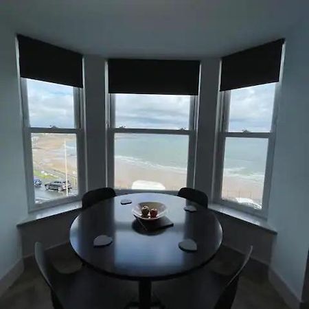 Superb 2 Bedroom Sea View Flat 斯卡伯勒 外观 照片