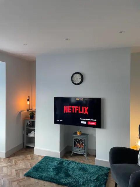 Superb 2 Bedroom Sea View Flat 斯卡伯勒 外观 照片