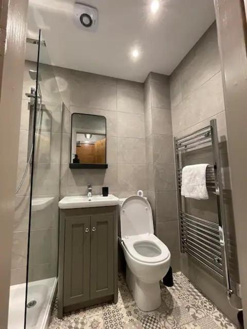 Superb 2 Bedroom Sea View Flat 斯卡伯勒 外观 照片