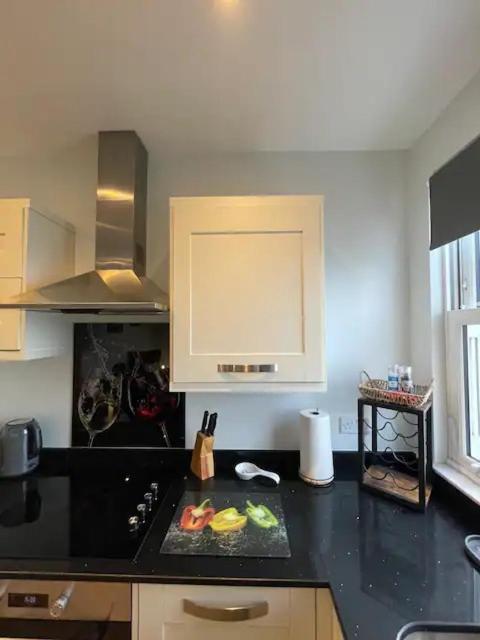 Superb 2 Bedroom Sea View Flat 斯卡伯勒 外观 照片